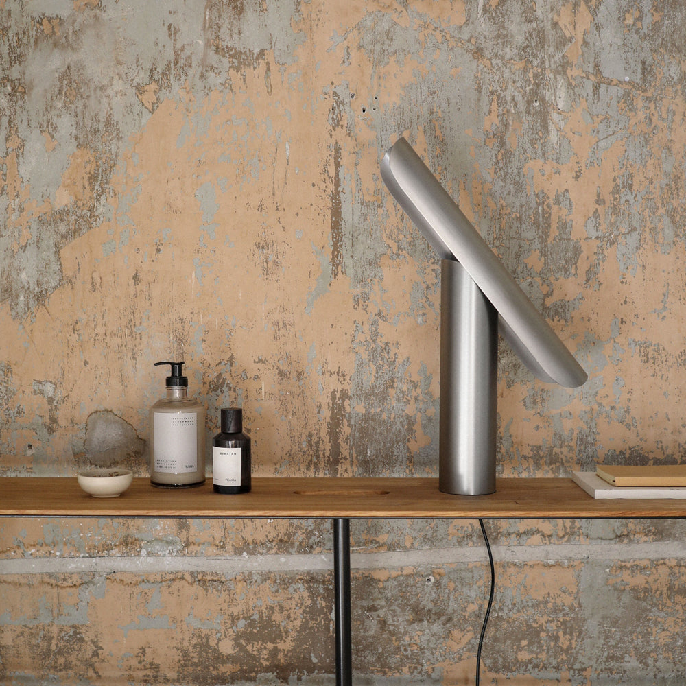 T-Lamp Table Light