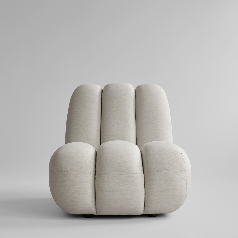 Toe Lounge Chair