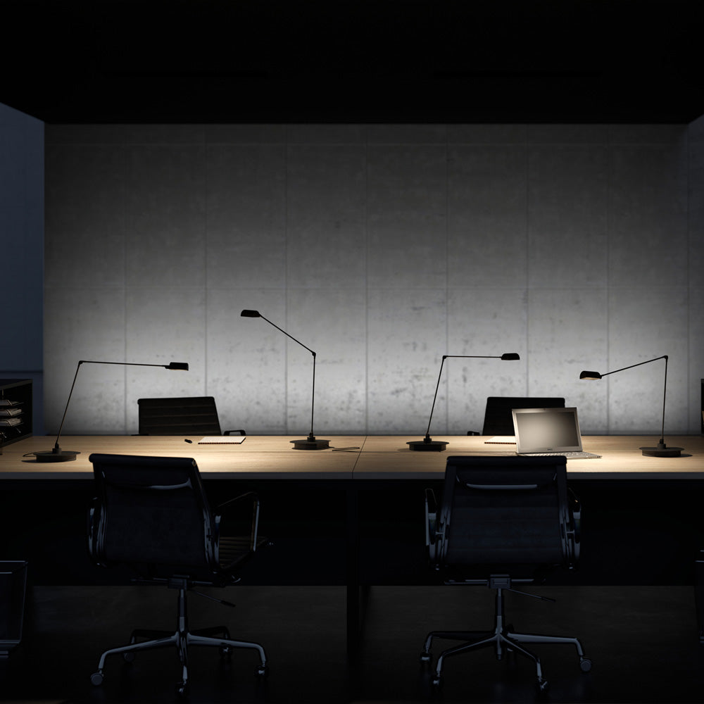 Daphine Cloe Table Light - Lumina - Do Shop