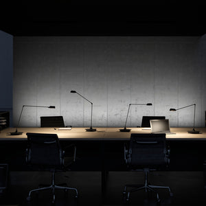 Daphine Cloe Table Light - Lumina - Do Shop