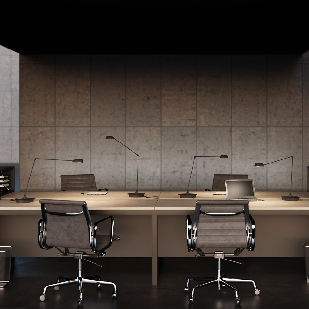 Daphine Cloe Table Light