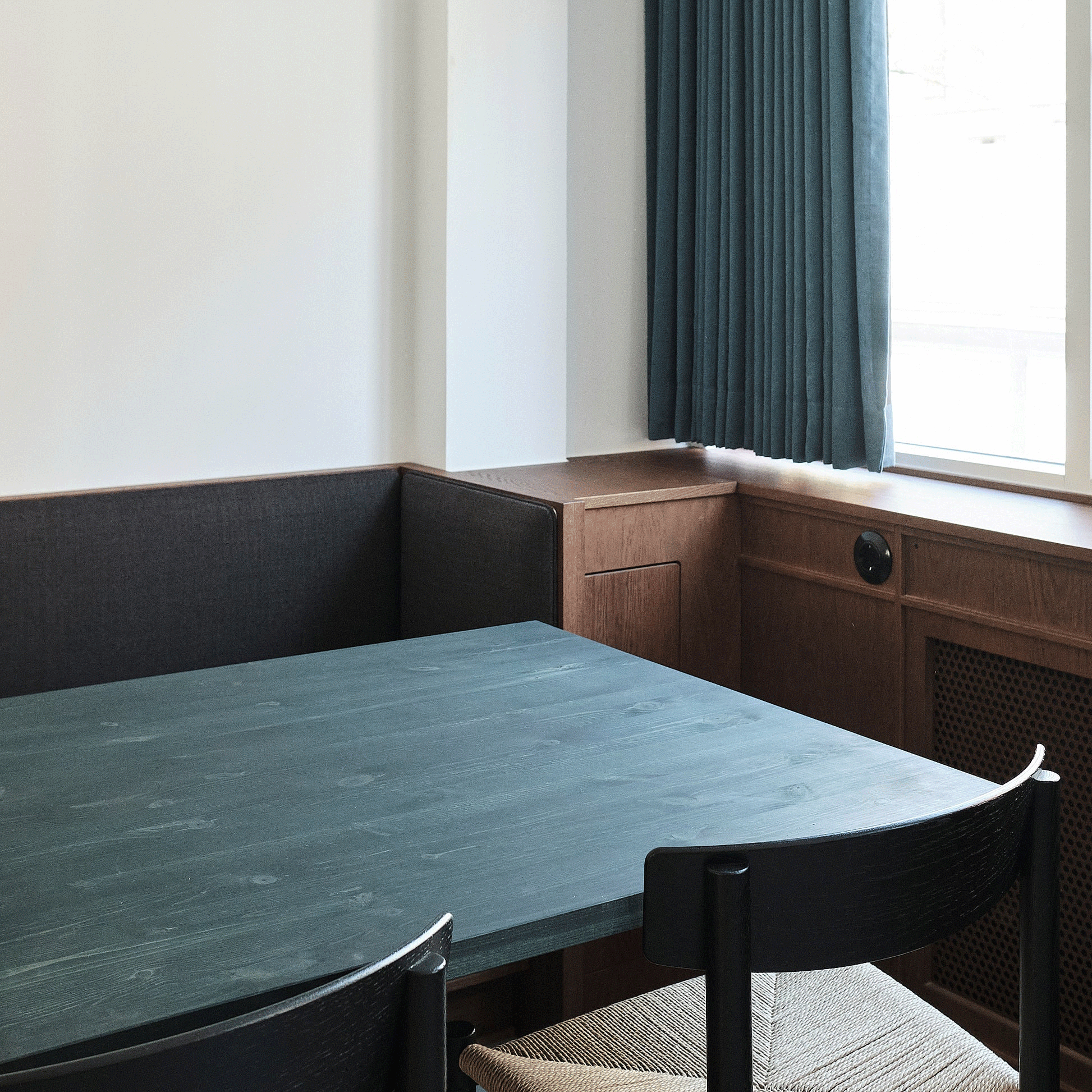 Gaspard Tableau Dining Table - Eberhart - Do Shop