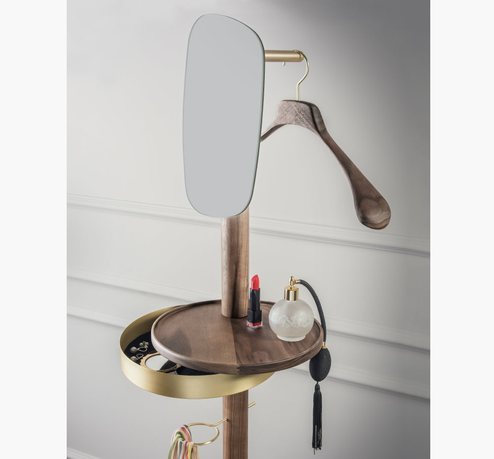 Valet Stand W (Woman) - Galán W by Nomon | Do Shop