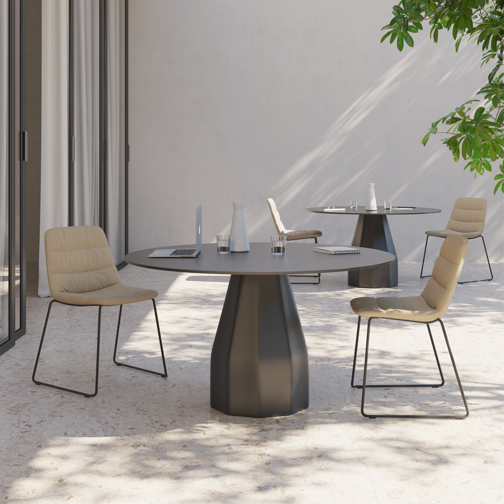 Burin Dining Table by Viccarbe | Do Shop