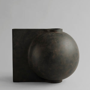 Offset Vase by 101 Copenhagen | Do Shop